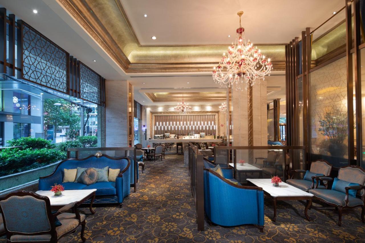 Crowne Plaza Shanghai Nanjing Road By Ihg Екстериор снимка The Lounge at the hotel